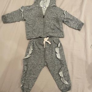 SOLD- Splendid grey jogger, w/ pink bow and ruffle